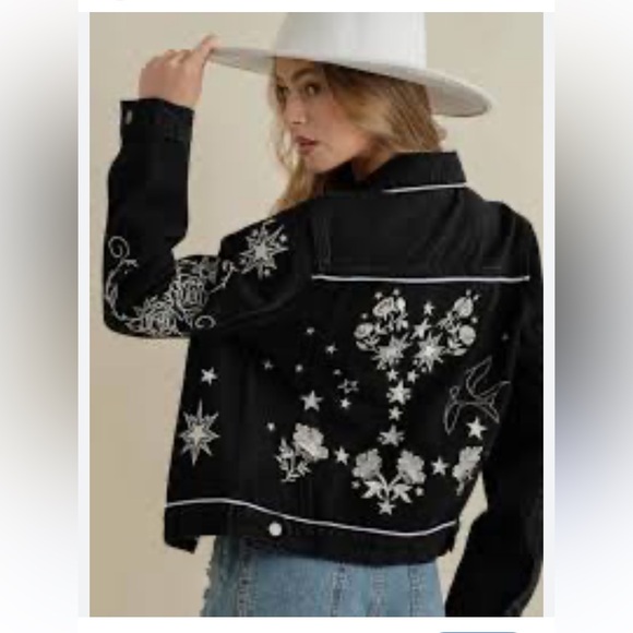 Black and White Embroidered Jean Jacket with Western Flair - Picture 2 of 13
